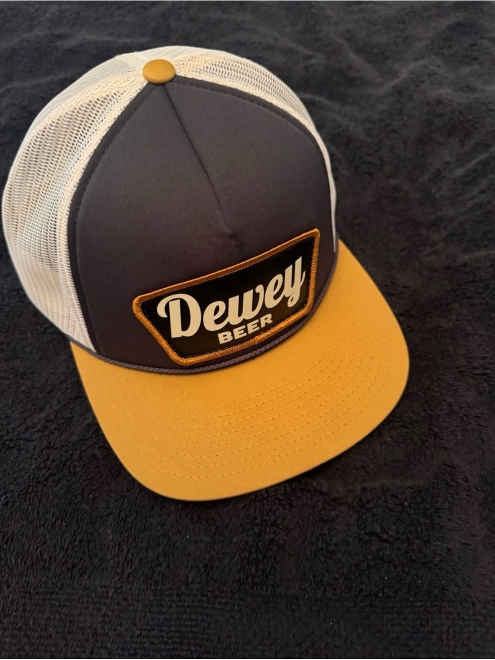 Delaware brewery- Dewey Beer trucker hat NWOT
